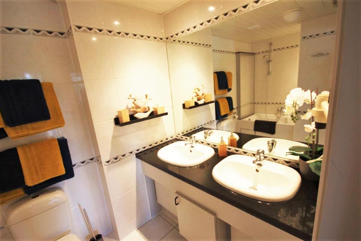 Stay At Дюрби Екстериор снимка